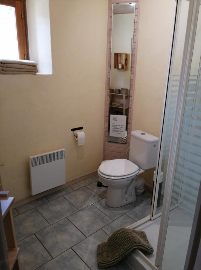 Le Mas De Carrie Bed & Breakfast Parisot  Екстериор снимка