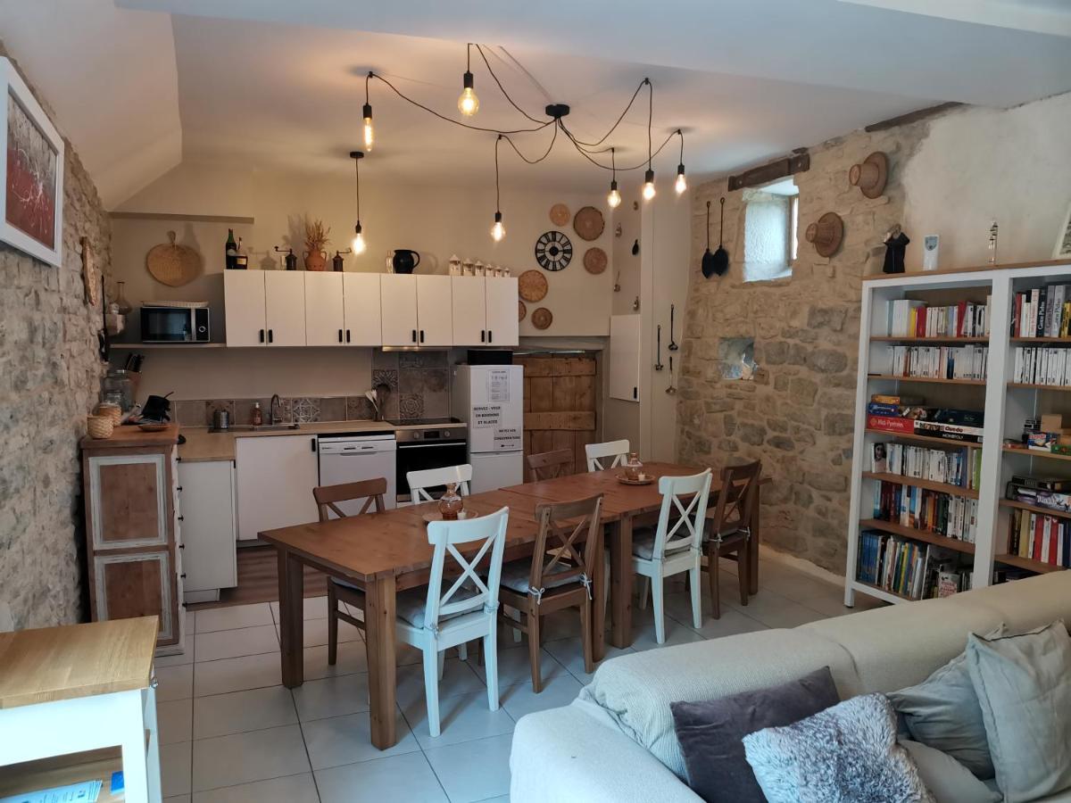 Le Mas De Carrie Bed & Breakfast Parisot  Екстериор снимка