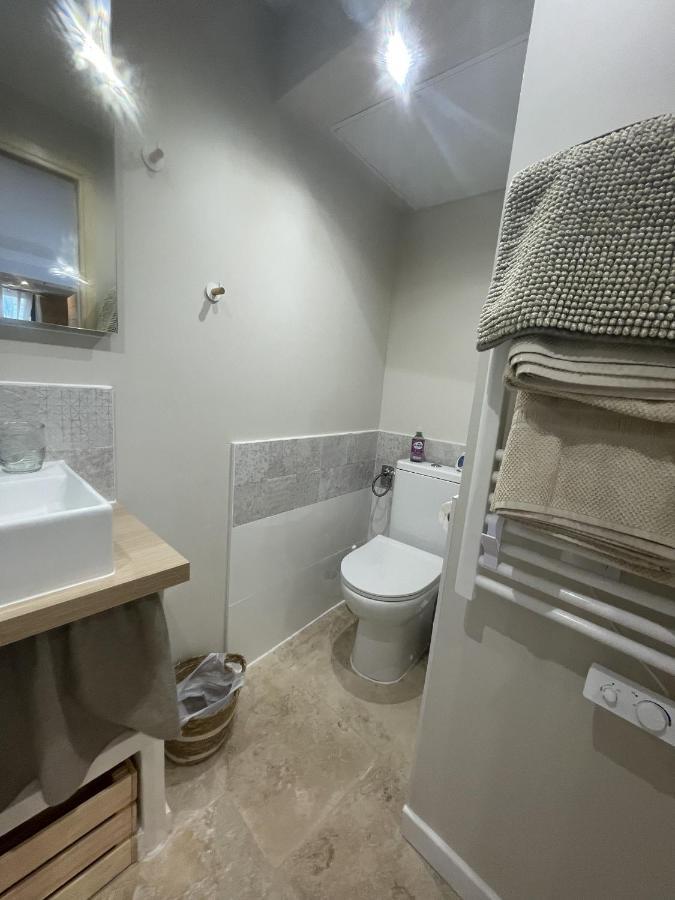 Le Mas De Carrie Bed & Breakfast Parisot  Екстериор снимка