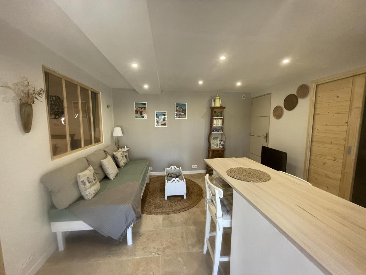 Le Mas De Carrie Bed & Breakfast Parisot  Екстериор снимка