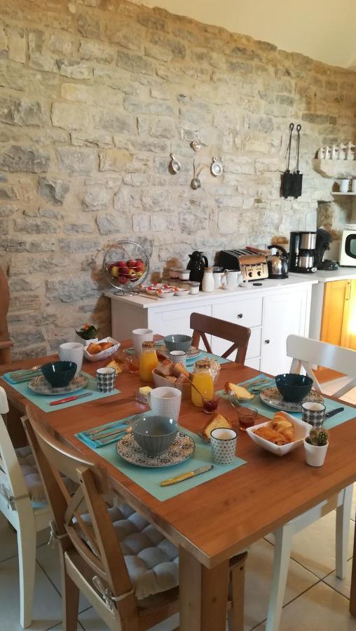 Le Mas De Carrie Bed & Breakfast Parisot  Екстериор снимка